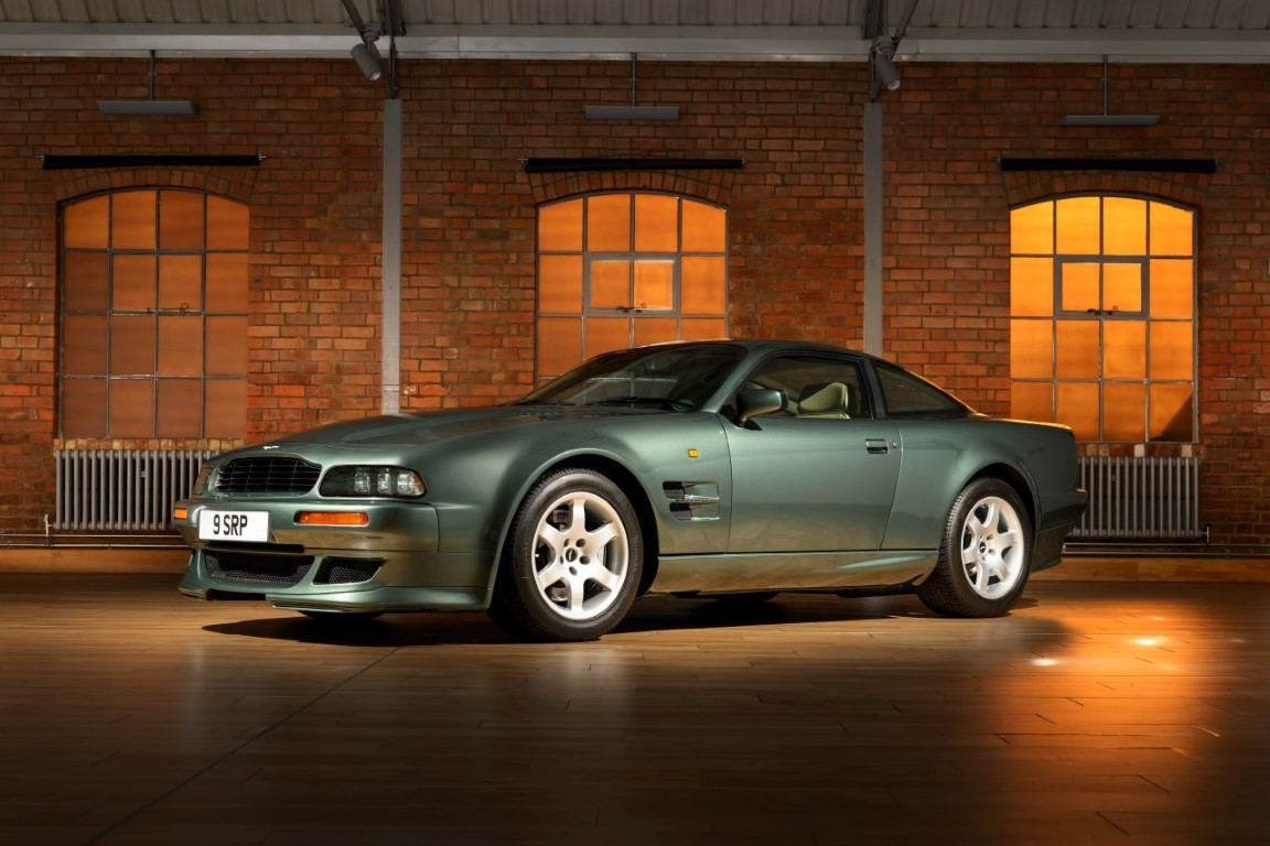 Aston Martin Virage Vantage V550 (Manual)